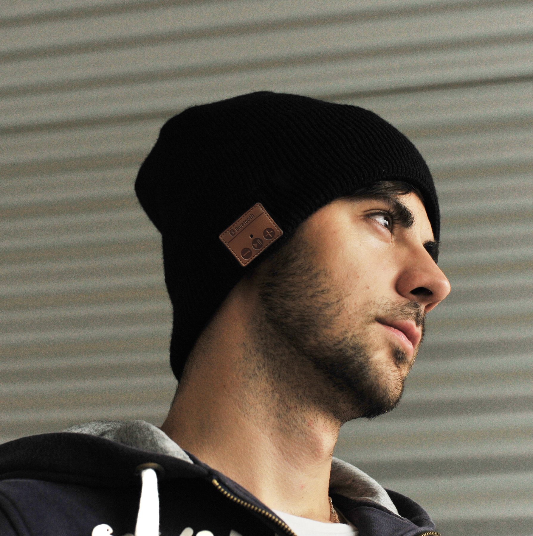 Leicke, Bonnet Sharon Music Beanie avec casque micro, AirPods